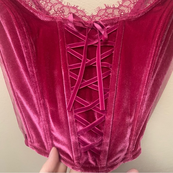 Victoria’s Secret Unlined Lace-Up Velvet Corset Top Size Medium New NWT - Picture 3 of 11